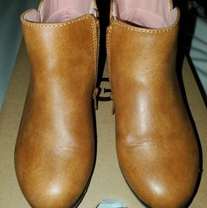 Brown Booties for girls sz 10